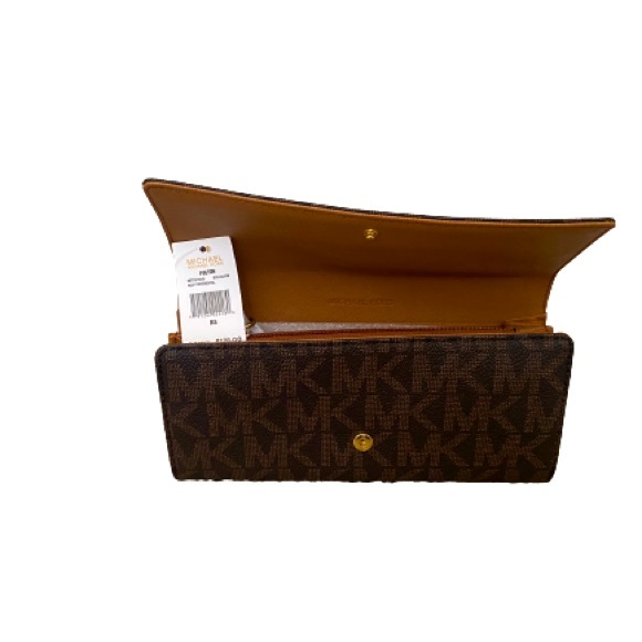 Michael Kors Fulton Flap Continental Wristlet Wallet. - Picture 2 of 6